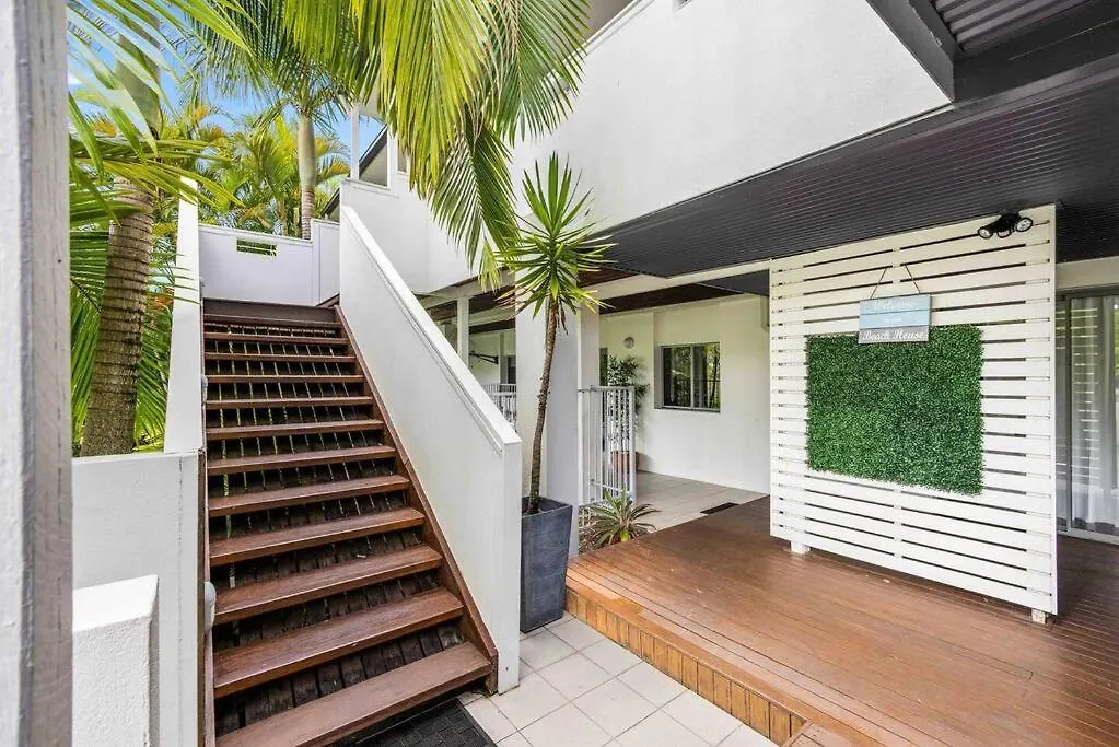 Peregian Beach Holiday House & Resort Pet Friendly 0*, Peregian Beach Australia