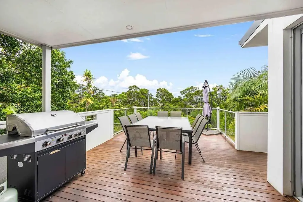 Peregian Beach Holiday House & Resort Pet Friendly