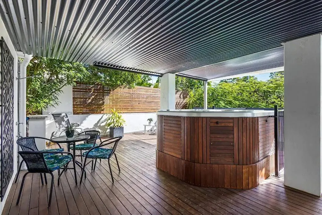 Peregian Beach Holiday House & Resort Pet Friendly Holiday home Peregian Beach