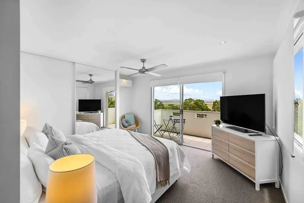 Peregian Beach Holiday House & Resort Pet Friendly